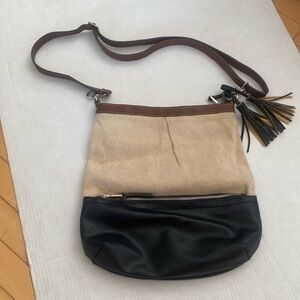 Two Tone Beige/Black Canvas Faux Leather Shoulder Bag w brown adjustable straps
